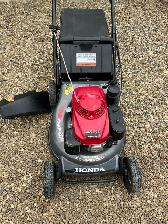 Honda 21 inch Commercial Lawn Mower - Photo 3