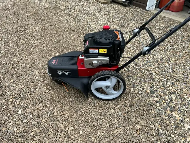 Craftsman Wheeled Weedtrimmer
