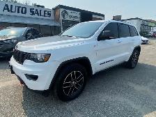 2017 Jeep Grand Cherokee Trailhawk with LEATHER/SUNROOF! - Photo 2
