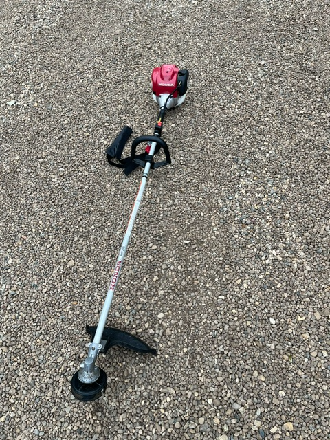 Honda 4 Stroke Trimmer