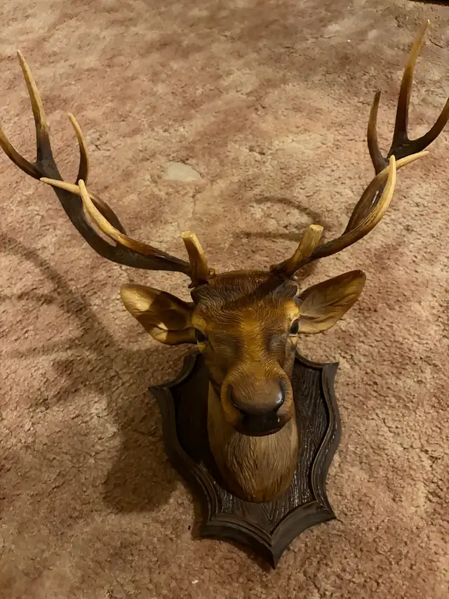 Wall Mounted Elk Deer Head Decor