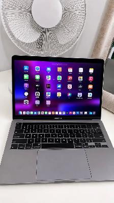 Macbook Pro 2022 M2 13 Inch Comme Neuf