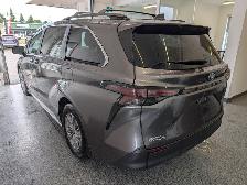 2023 Toyota Sienna XLE 8 PASSAGERS, - Photo 4