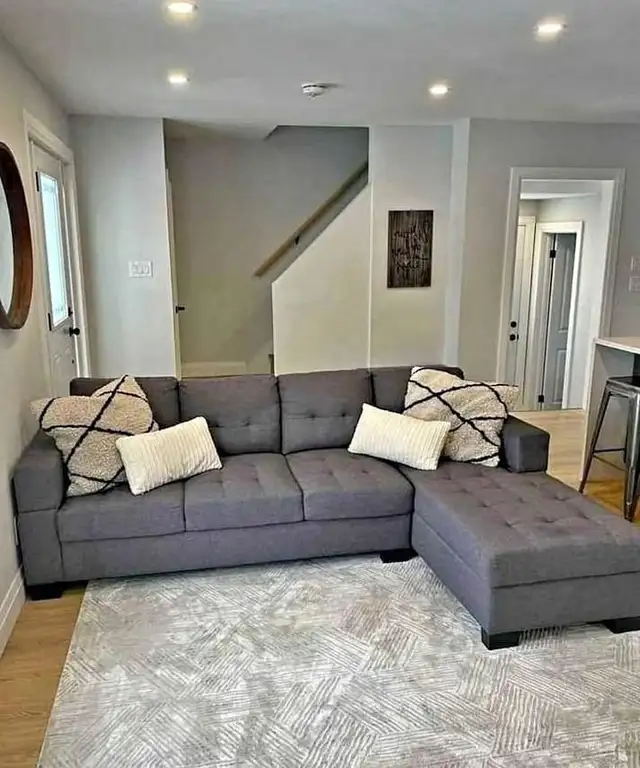 New Luxury Sectional 4 Seater Sofa With Free Delivery