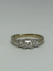 14k  Three-Stone Princess-Cut Diamond Ring - Photo 7