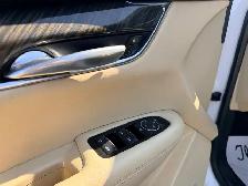 2017 Cadillac XT5 FWD - Photo 18