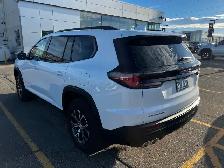2026 GMC Acadia - Photo 4