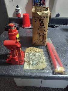 2 ton hydraulic jack - Photo 2