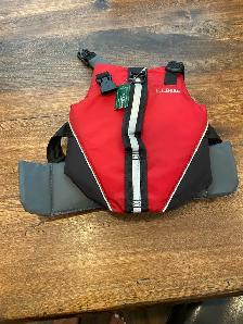 red water dog vest
