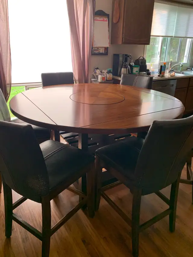 Table and chairs counter height