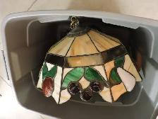 Lampe plafonnier Tiffany antique.