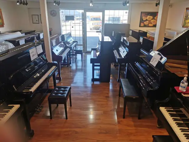 Great condition Yamaha U1, U3 pianos for sale
