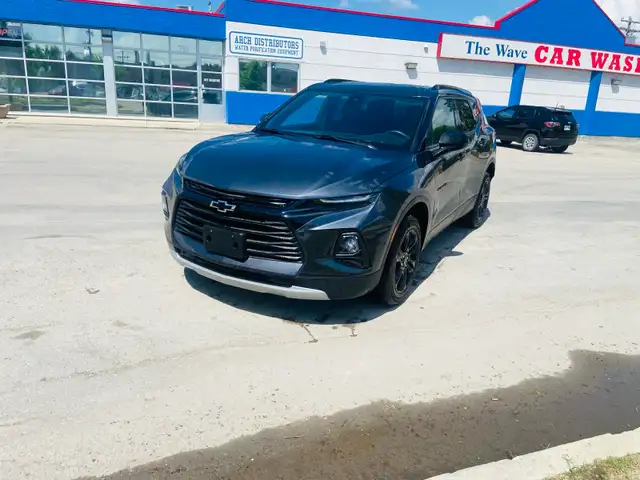 2020 Chevrolet blazer 3.6 engine AWD with only 65,000 km km