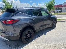 2020 Chevrolet blazer 3.6 engine AWD with only 65,000 km km - Photo 7