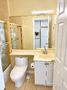 $2,100 / 2br -  Ground level Garden suite, Utilities Included - Photo 10