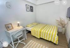 Private Room for Rent, steps to Subway - Photo 2
