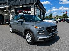 2025 Hyundai Venue Preferred - Photo 4