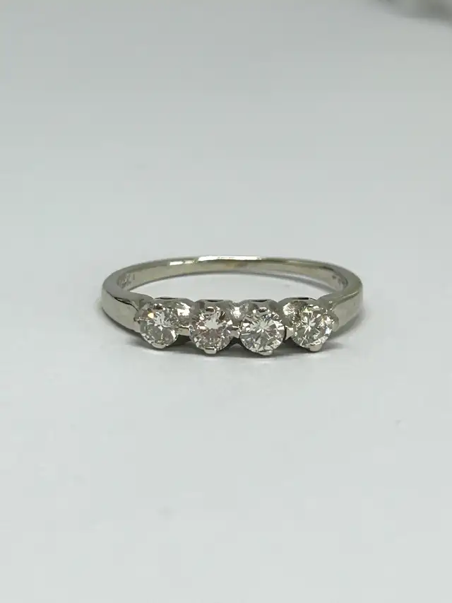 14k  White gold Four-Stone Diamond Ring