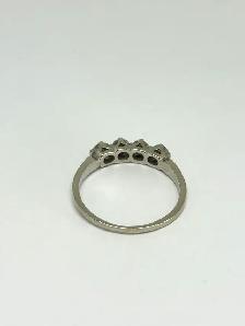 14k  White gold Four-Stone Diamond Ring - Photo 7
