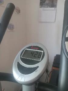 Elliptical machine 'Sunny Health & Fitness'