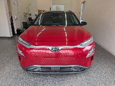 2020 Hyundai Kona Electric Preferred w/Two-Tone Roof - Photo 4