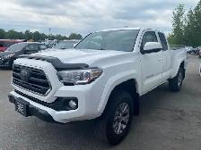 2018 Toyota Tacoma Access Cab SR-5 4X4 - Photo 3