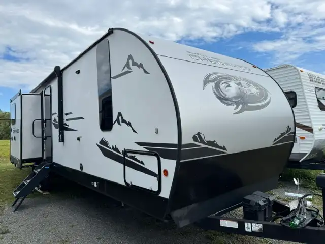 2022 Cherokee 304BHBL - Bunkhouse Travel Trailer