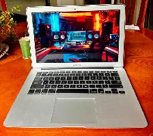 Apple MacBook Air PRISTINE AND CHEAP! - Photo 10