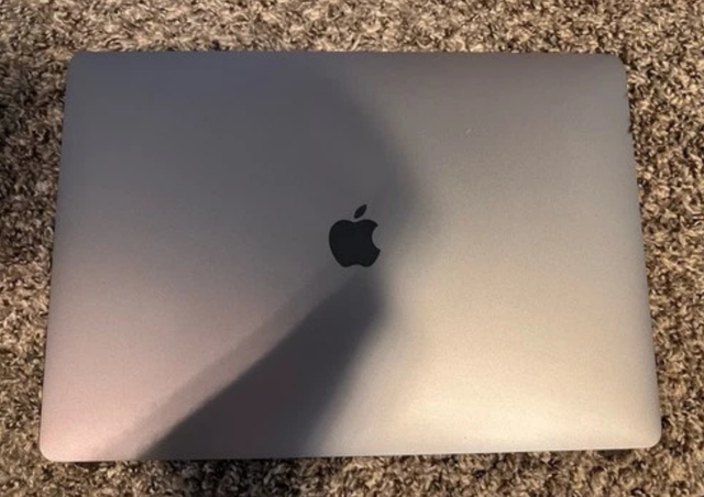 Clear Screens, Longer Battery Life – Get Your Laptops Refreshed!