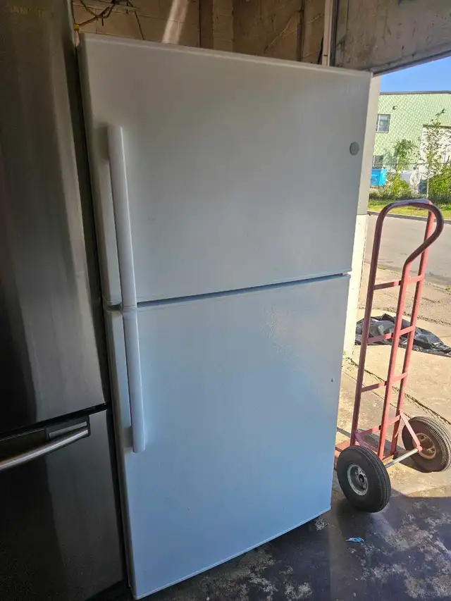 ge Refrigerator 32 ' wide sale