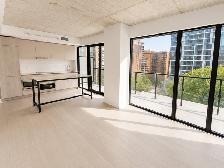Downtown Toronto 2 Bed 2 Bath Condo For Rent at Garden District - Photo 4