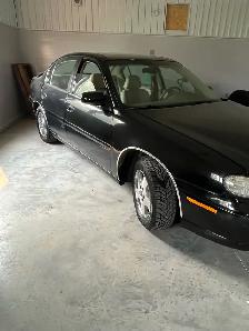2003 Chevy Malibu - Photo 2