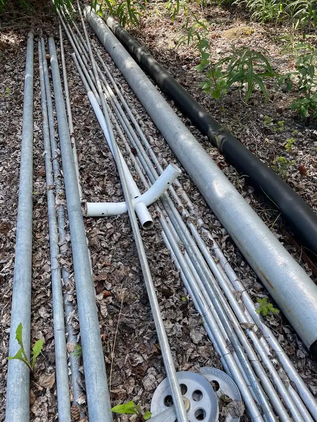 Metal Rods/Pipes