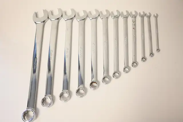 Snap On 12pc set Combination Wrenches Used in working condition