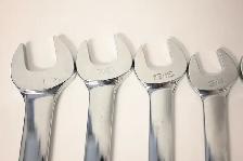 Snap On 12pc set Combination Wrenches Used in working condition - Photo 7