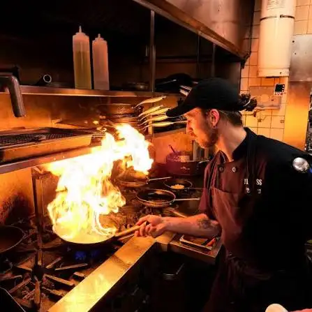 EXPERIENCED LINE COOK NEEDED - Pakistani Restaurant