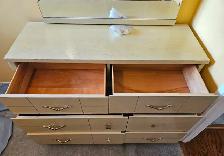 Matching Retro Dressers $200. Delivery Available - Photo 9