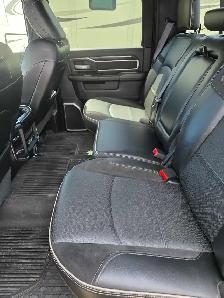 2021 RAM 3500 LARAMIE CREW CAB NIGHT EDITION 4X4 DUALLY - Photo 9