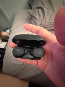JBL wireless earbuds