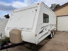 2004 Trail Cruiser TT C-19 hybrid, ultralight RV trailer