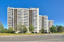 Rent 3 bedroom Condo with 2 Parking in Mississauga