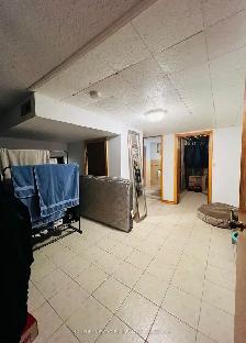 Bsmt rent - Photo 4