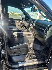 2022 Dodge Ram 3500 - Photo 7