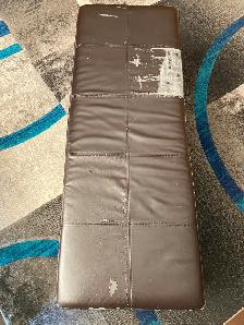 Fake leather storage bench with wear on the top. - Photo 4