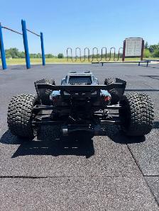 Traxxas XRT - Photo 4