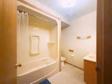Student Housing  around UWindsor | Fully Furnished | From $680 - Photo 6