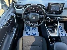 2019 TOYOTA RAV4 LE - Photo 10