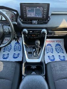 2019 TOYOTA RAV4 LE - Photo 11