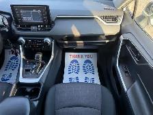 2019 TOYOTA RAV4 LE - Photo 12