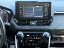 2019 TOYOTA RAV4 LE - Photo 14